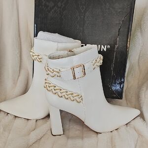 Cape Robbin White Boots with Gold Chain Accent
